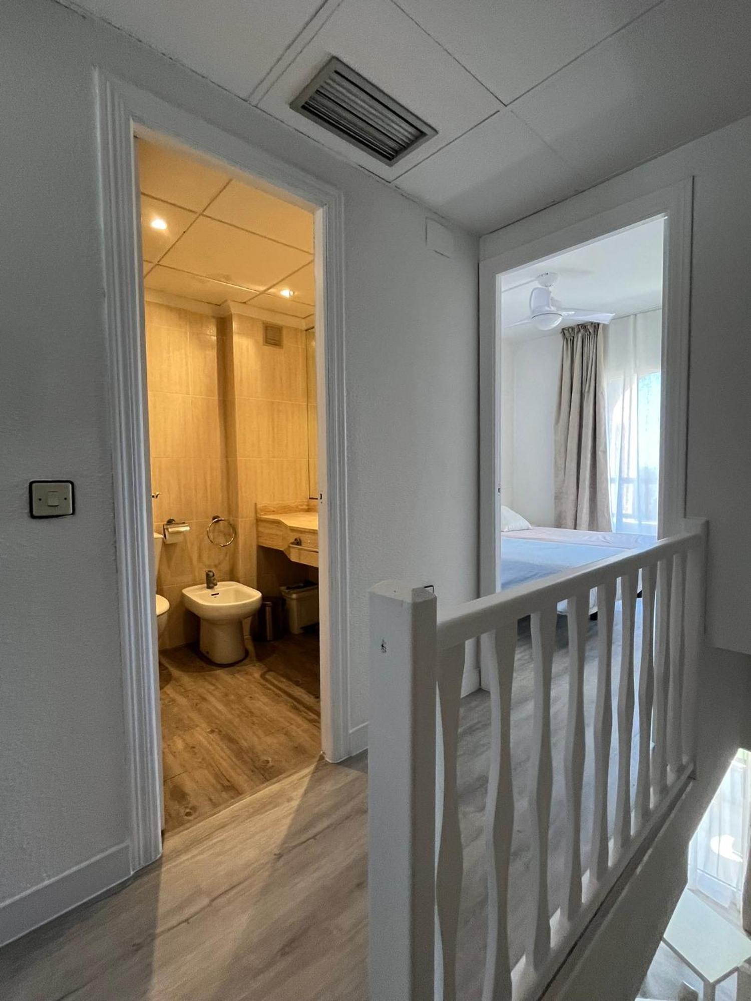 Apartamento Duplex En Primera Linea De Playa Peniscola Luaran gambar