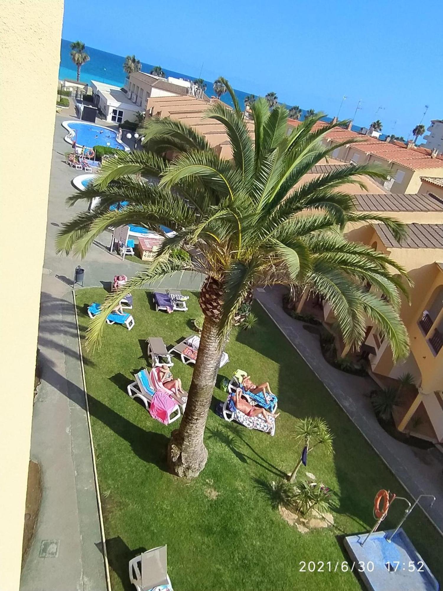 Apartamento Duplex En Primera Linea De Playa Peniscola Luaran gambar